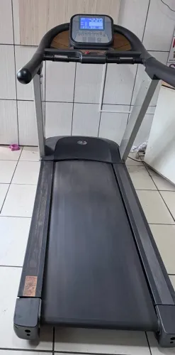 Esteira profissional até 22 km/h