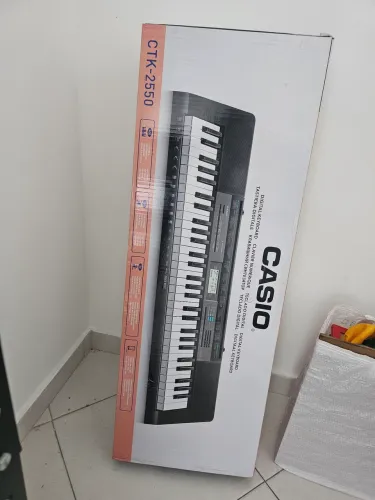 Vendo teclado CASIO CTK-2550