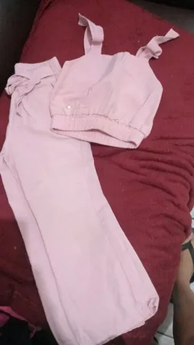 Lote menina 6 s 8 anos 35,00 tudo