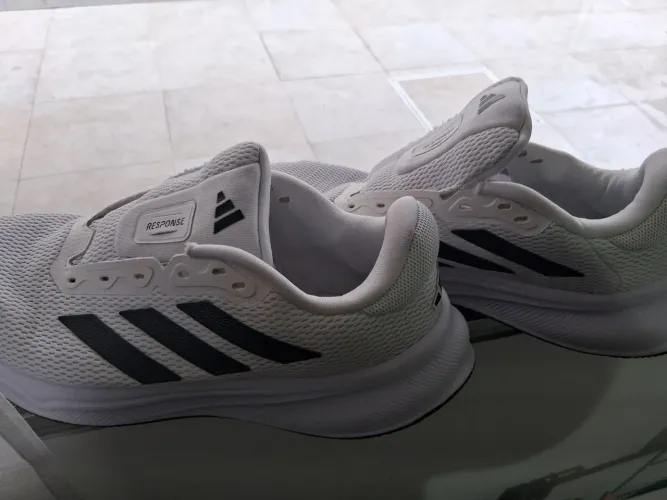 TENIS ADIDAS