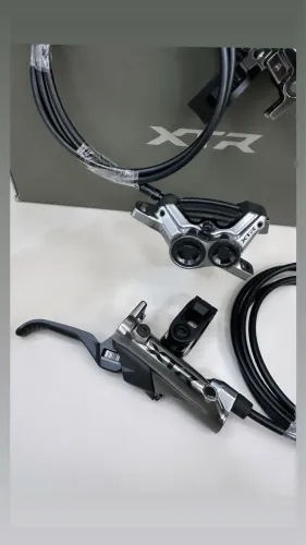 Freio xtr 4 pistões M9220