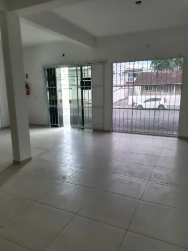 Alugo sala comercial