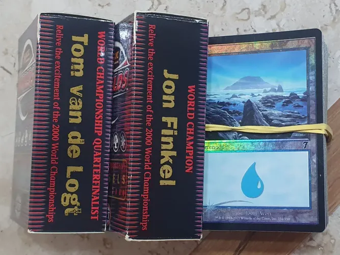 Magic the gathering - 2 decks de campeão e cartas de boosters