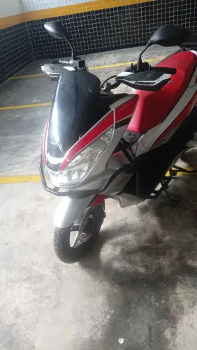 PCX 2018 excelente estado 