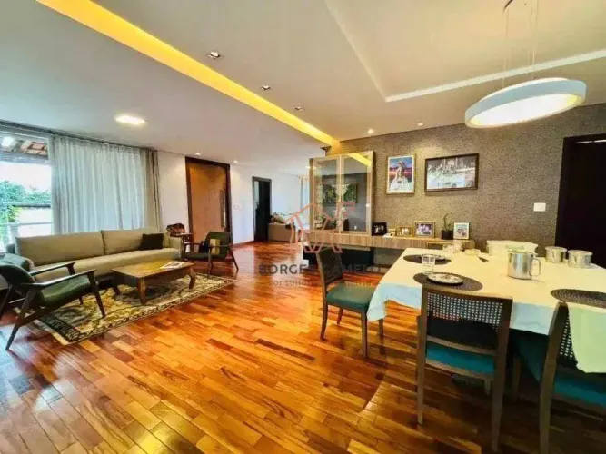 Casa com 4 quartos para alugar, 449 m² por R$ 17.500/mês