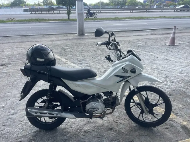 Pop 110i Único Dono? Vai Com Manual e Chave Reserva ! 