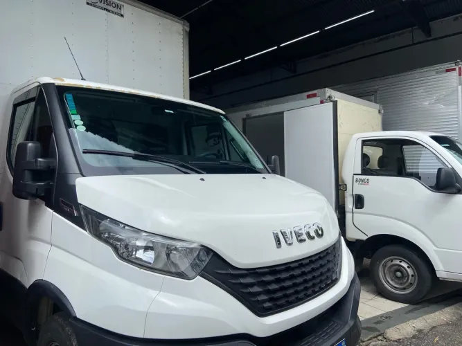 Iveco Daily ano 2021 com apenas 120 mil kms originais