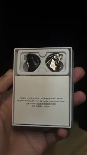 Fones IEM ears CCA Xyrra 