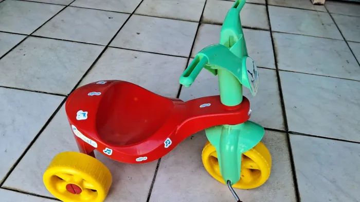 Carrinho motoca infantil