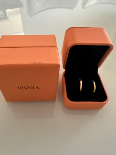 Aliança Vivara ouro com nota caixa nova