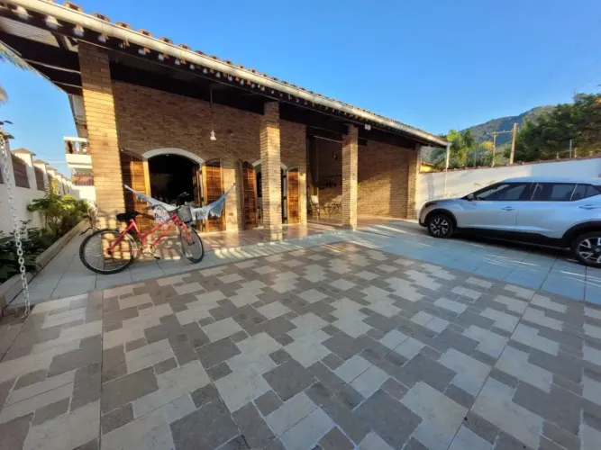 Sobrado para venda com 293 metros quadrados com 5 quartos em PRAIA DE MARANDUBA - Ubatuba