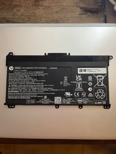 Bateria de notebook HP em ótimo estado!