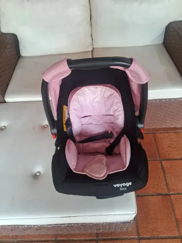BEBÊ CONFORTO MENINA VOYAGE.