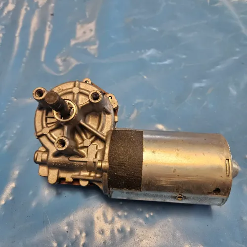 Motor Limpador Para-brisa Bosch 24V Mercedes MB 1519 1934 1935 - F006WM0309