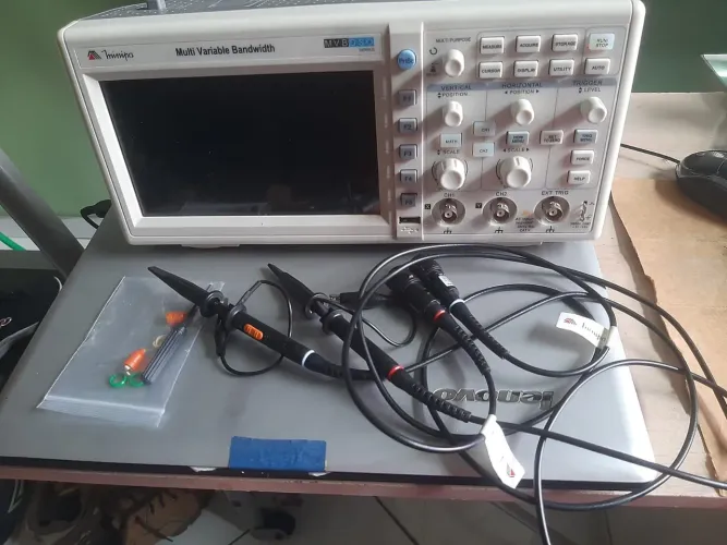 Vendo osciloscopio mvb. Dso 2,200