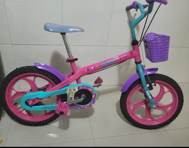 Bicicleta Caloi Barbie Aro 16 com rodinhas