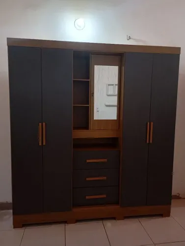 Vendo Guarda roupa