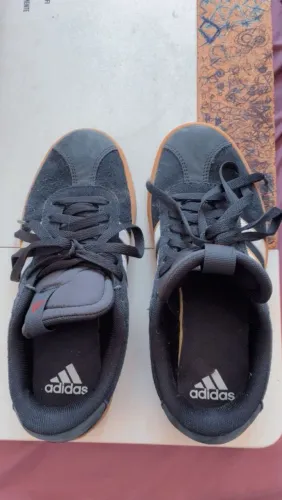 Tenis Adidas