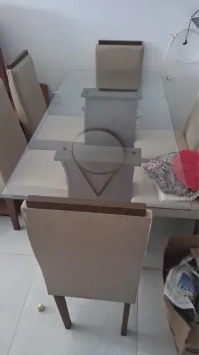 Vendo mesa jantar de vidro de 6 lugares