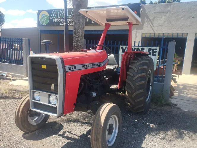 Trator Massey Ferguson 275