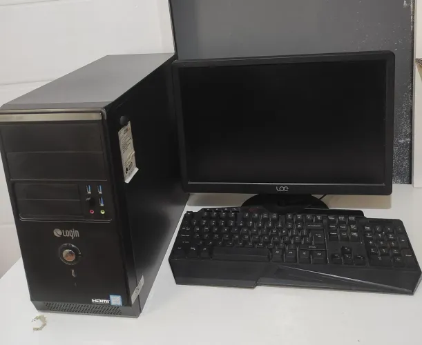 Vende-se computador, impressora e estabilizador