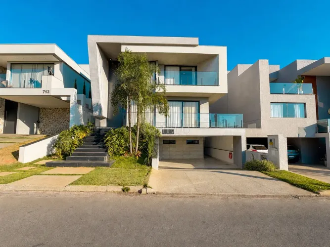 Belíssima Casa para Locação no Gran Park por R$35.000,00