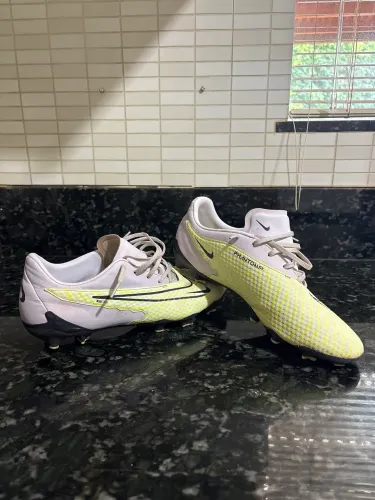 Chuteira NIKE PHANTON GX ACADEMY