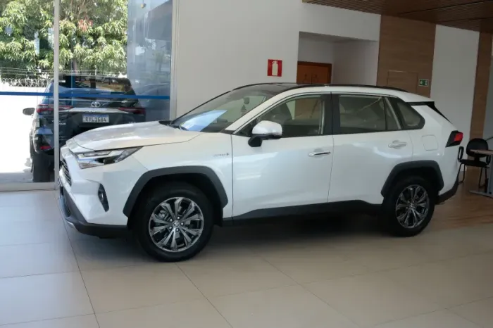 Toyota RAV4 2.5 SX Connect 4X4 Hybrid AUT 2024