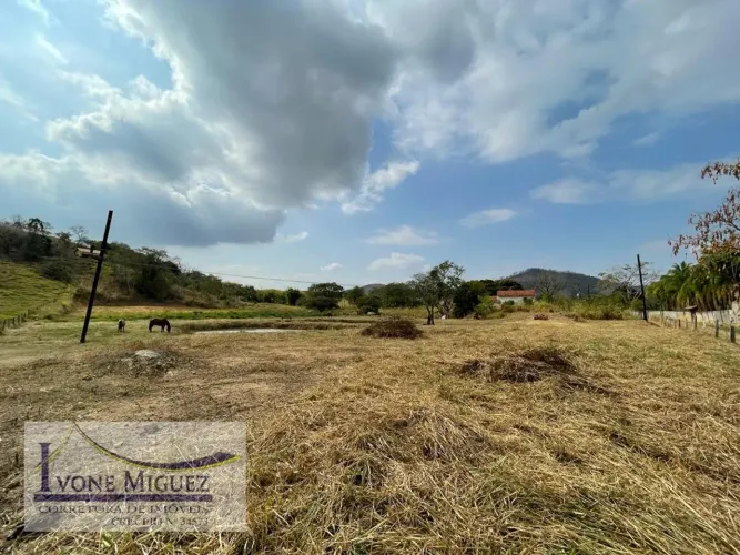 Terreno em Andrade Pinto - Vassouras, RJ