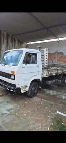 Caminhão Volks 7-90