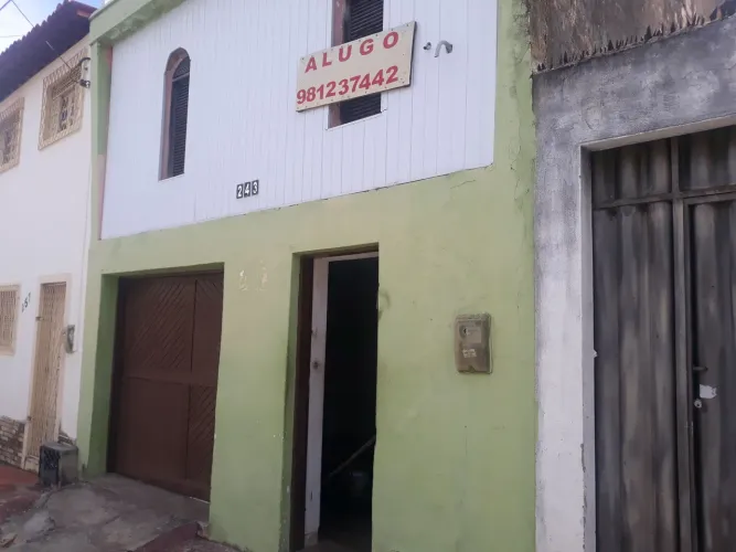 Casa pra escritório, salão de beleza, etc...