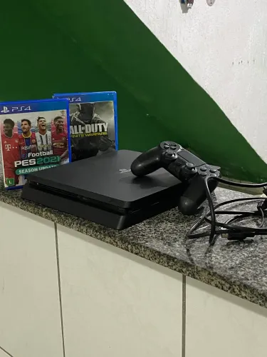 PS4 SLIM 1TB - SUPER CONSERVADO
