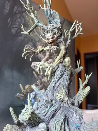 Vendo Action figure do Eddie Iron maiden
