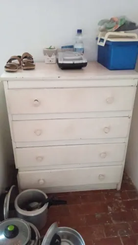 Vendo cômoda