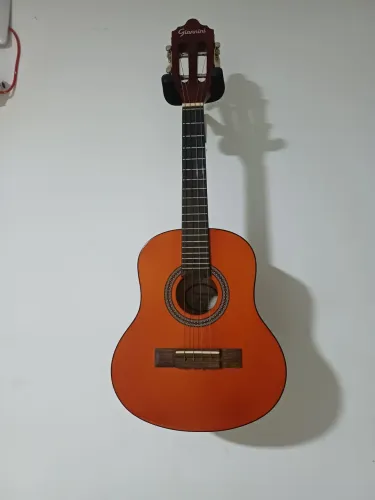 Cavaquinho Giannini Start com bolsa