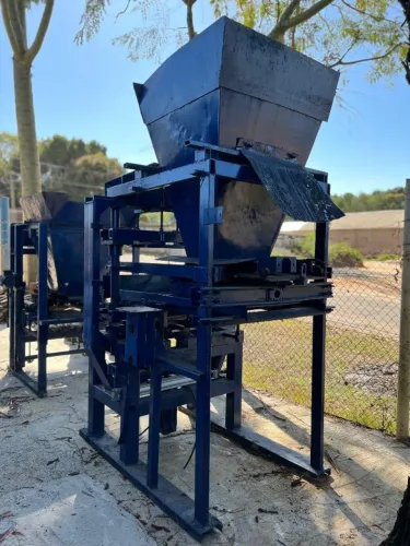 Maquina De Bloco Pneumatica Seminova