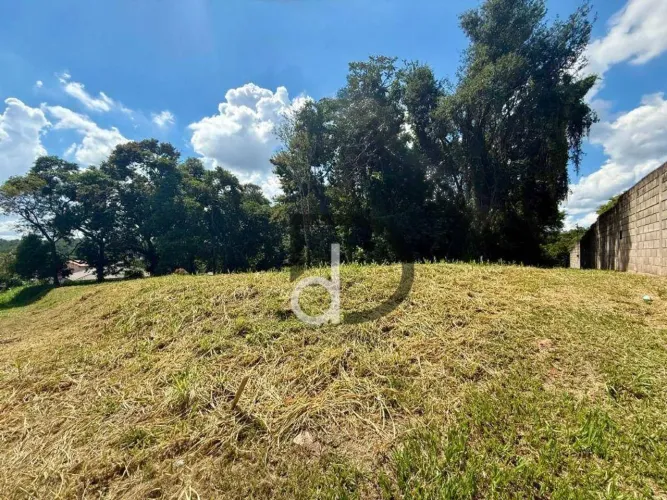 Terreno à venda no Condomínio Marambaia, em Vinhedo/SP!!