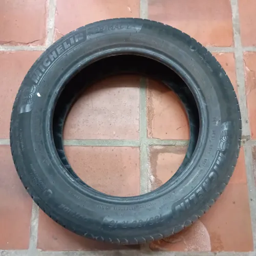 1 Pneu Michelin Primacy 4 185/60 R15