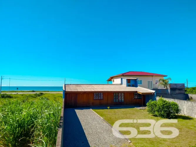 Casa | São Francisco do Sul | Ervino