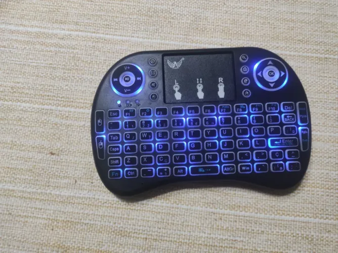 Mini teclado wireless touch pad