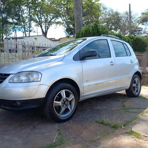 Volkswagen Fox Plus 1.0mi/ 1.0mi Total Flex 8V 4P 2010