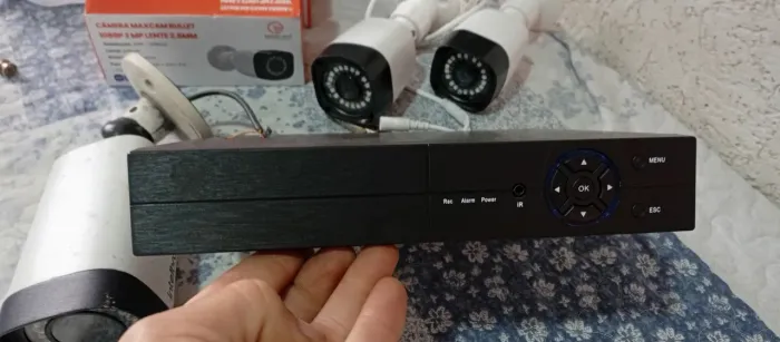DVR 8 canais com HD e 3 câmeras capão redondo zsul