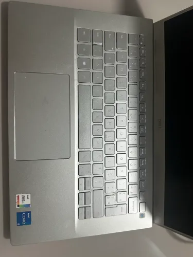 Vende notebook Dell