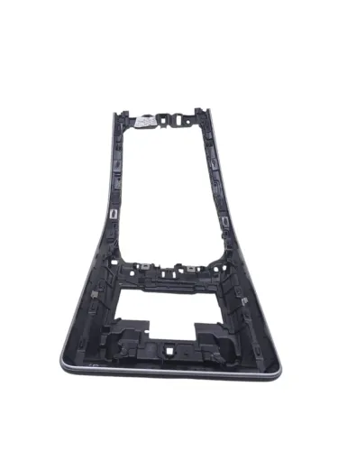 Moldura Console Central Mercedes C200 1.5 2024 A2066809801