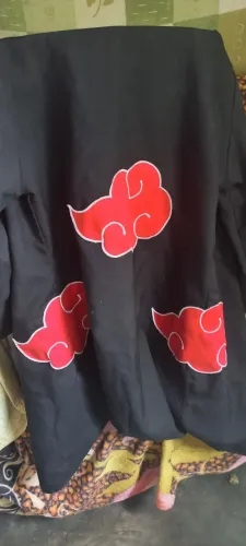 fantasia de capa da Akatsuki do anime Naruto