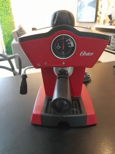 Cafeteira Espresso Oster Modelo Retrô para colecionador