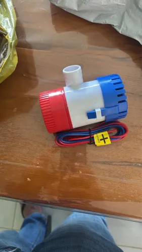 Bomba de porão para barco 12V 1100GPH