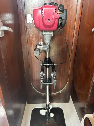 Motor popa