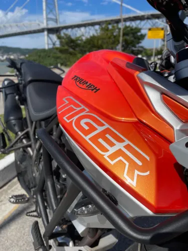 Tiger 800 XCA - Laranja - oportunidade