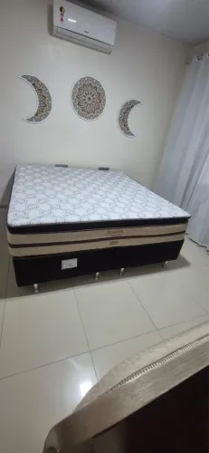 Cama queen 